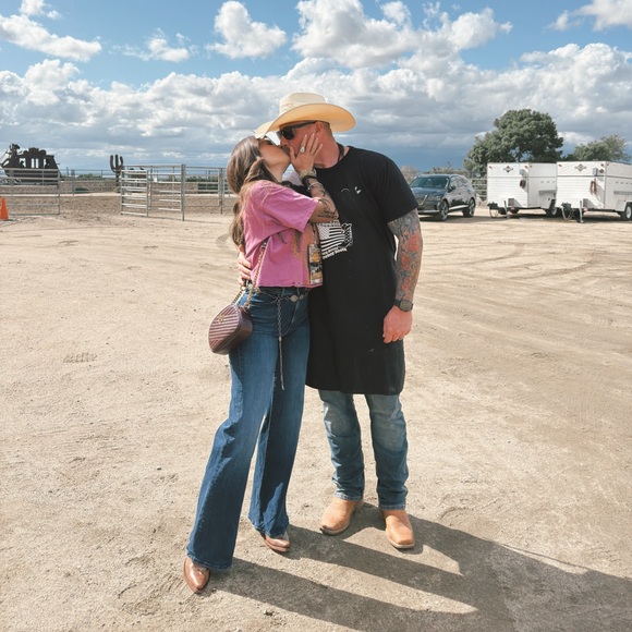 🌊•WELCOME•🌊 - Picture 2 of 9